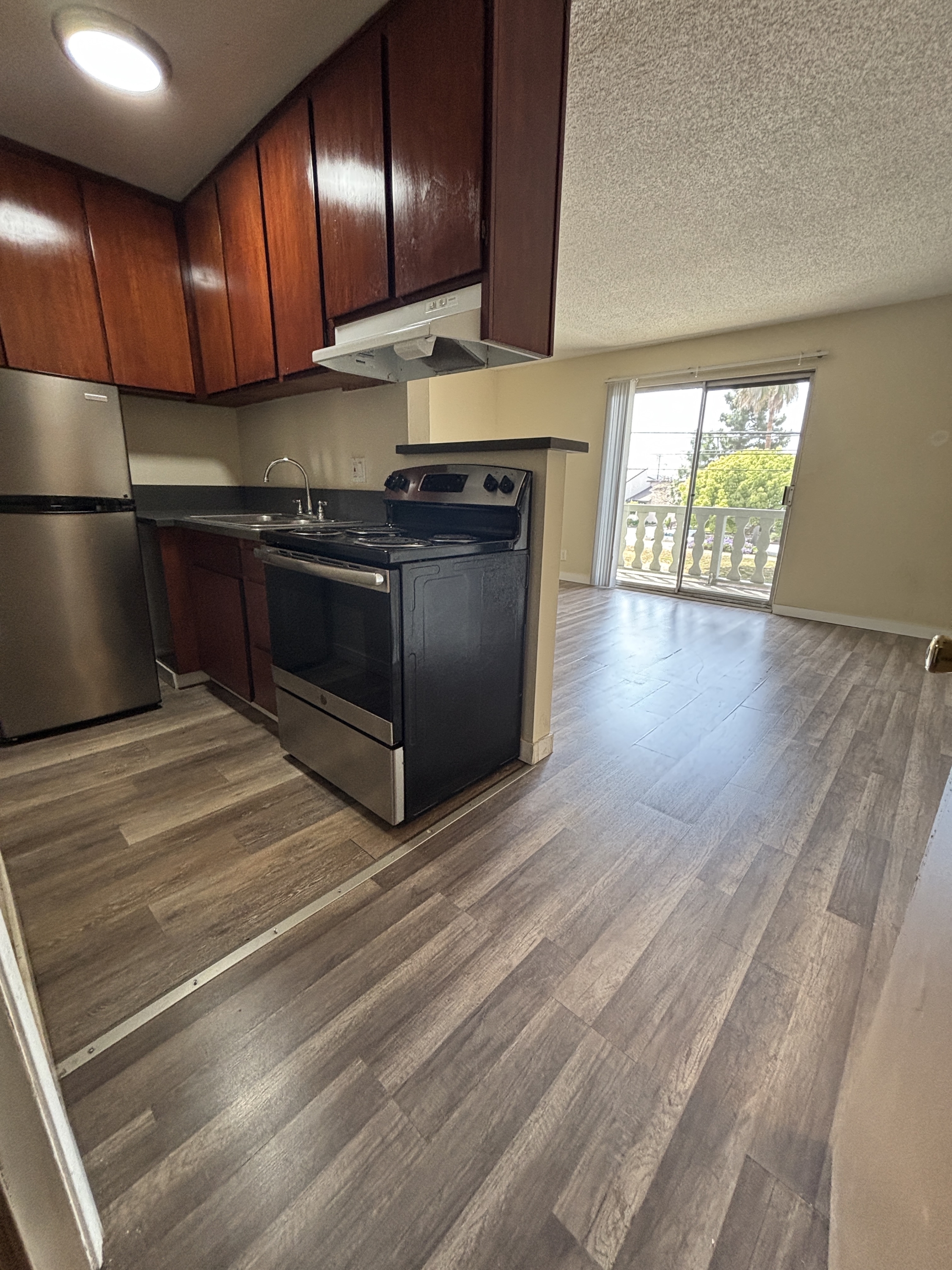 12500 Culver Boulevard - 211