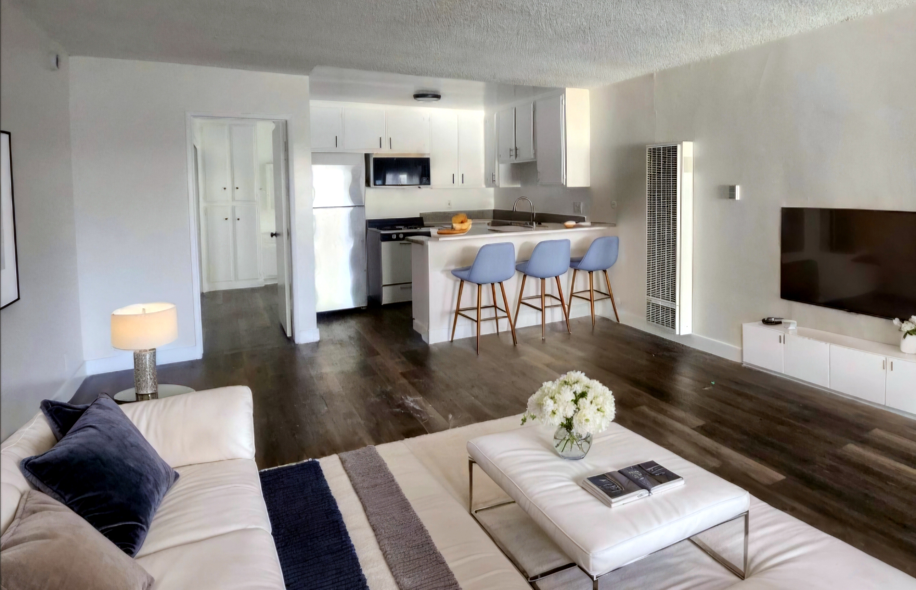 235 South Rampart Boulevard - 203