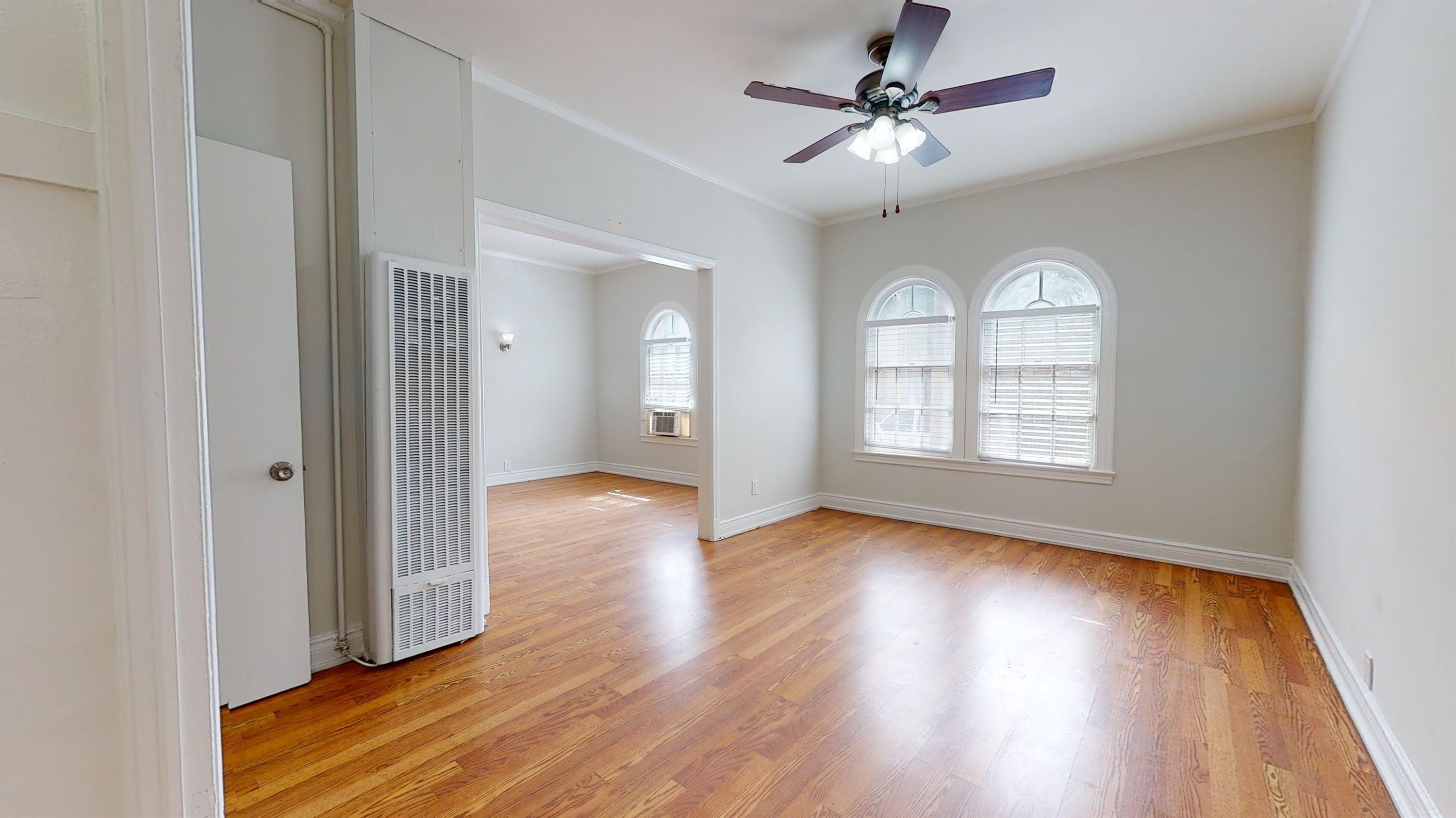 21 Westminster Avenue - 109