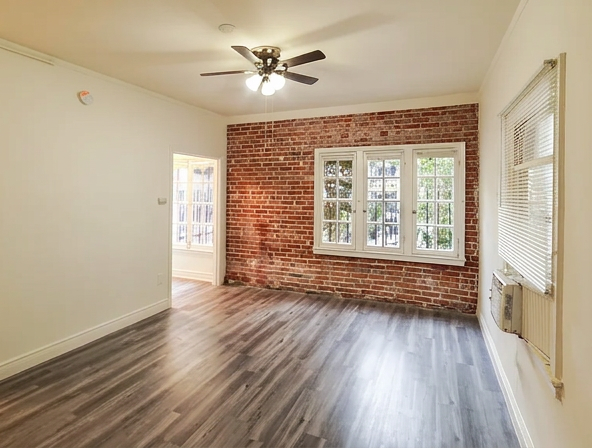 21 Westminster Avenue - 103