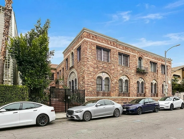 Property thumbnail image